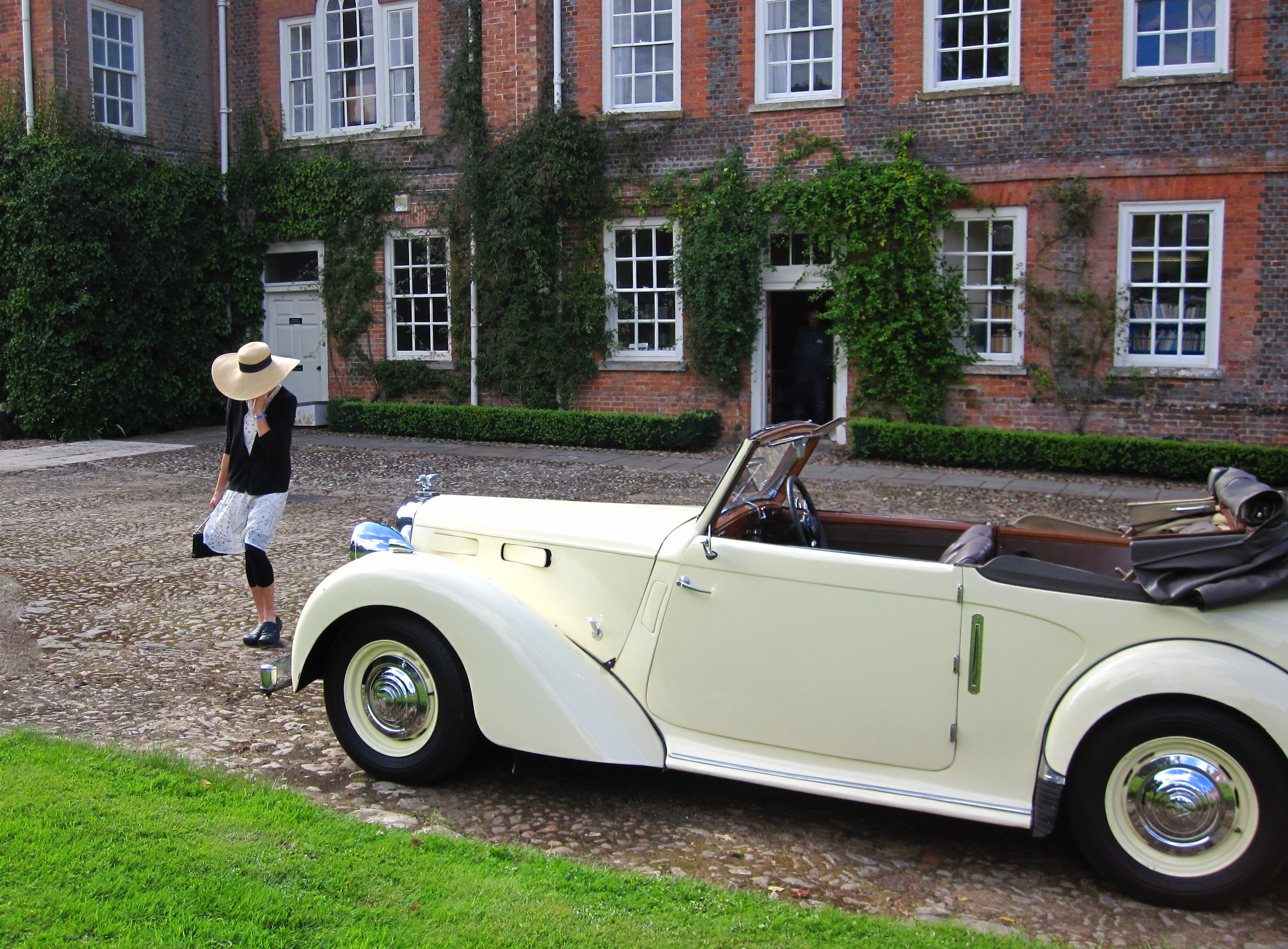 Claydon Hat Car